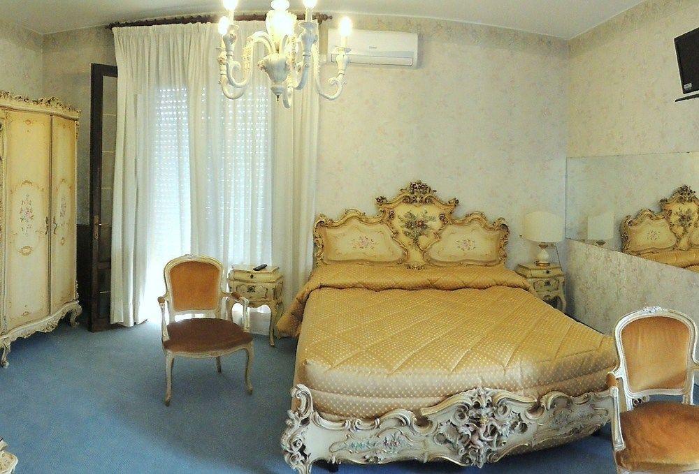 Aqa Palace 4*